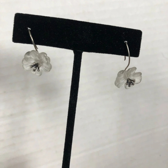 925  Frosted Flower Earrings - Picture 3 of 9